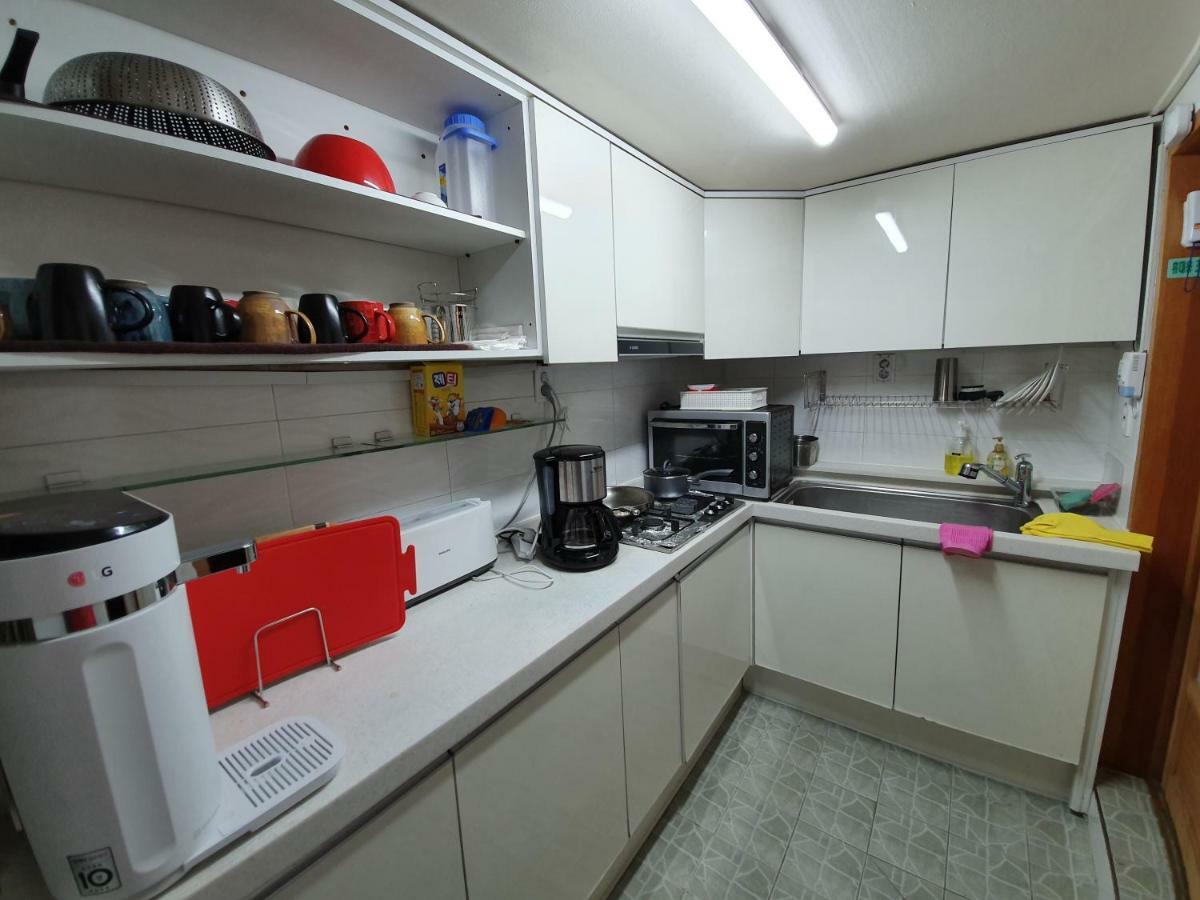 Gung Guesthouse Seul Esterno foto